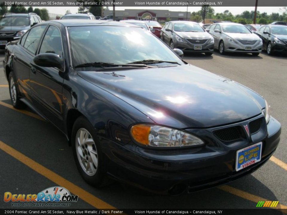 2004 Pontiac Grand Am SE Sedan Navy Blue Metallic / Dark Pewter Photo #13