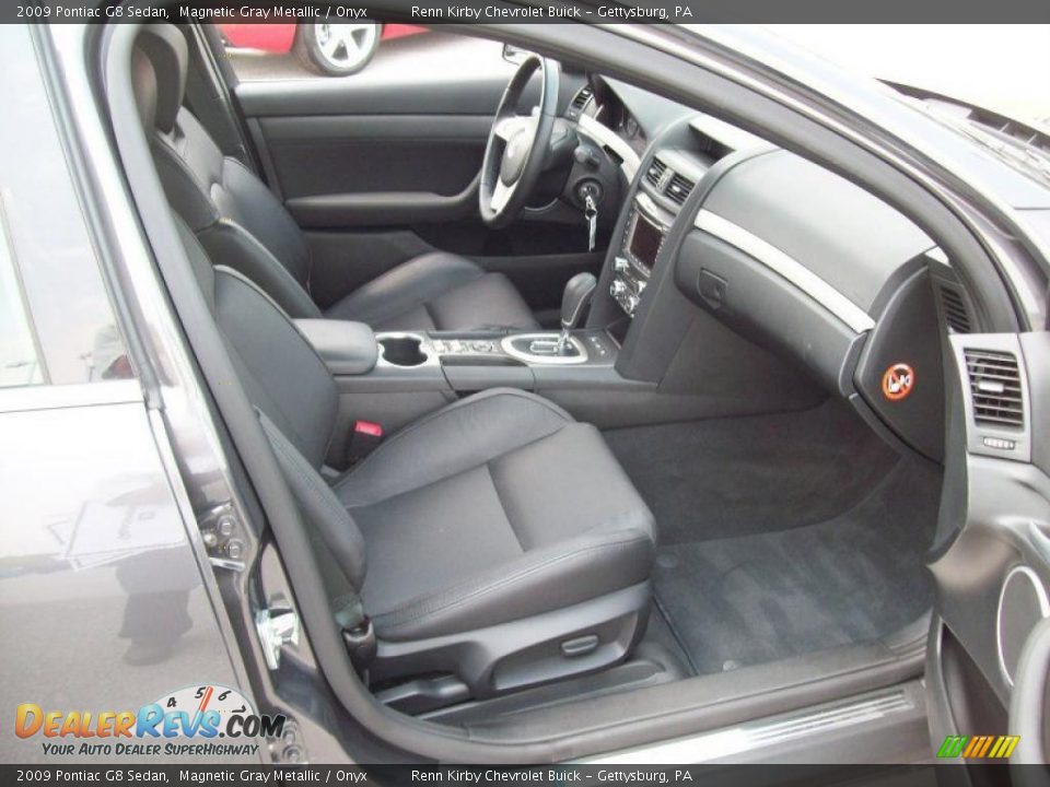 2009 Pontiac G8 Sedan Magnetic Gray Metallic / Onyx Photo #5