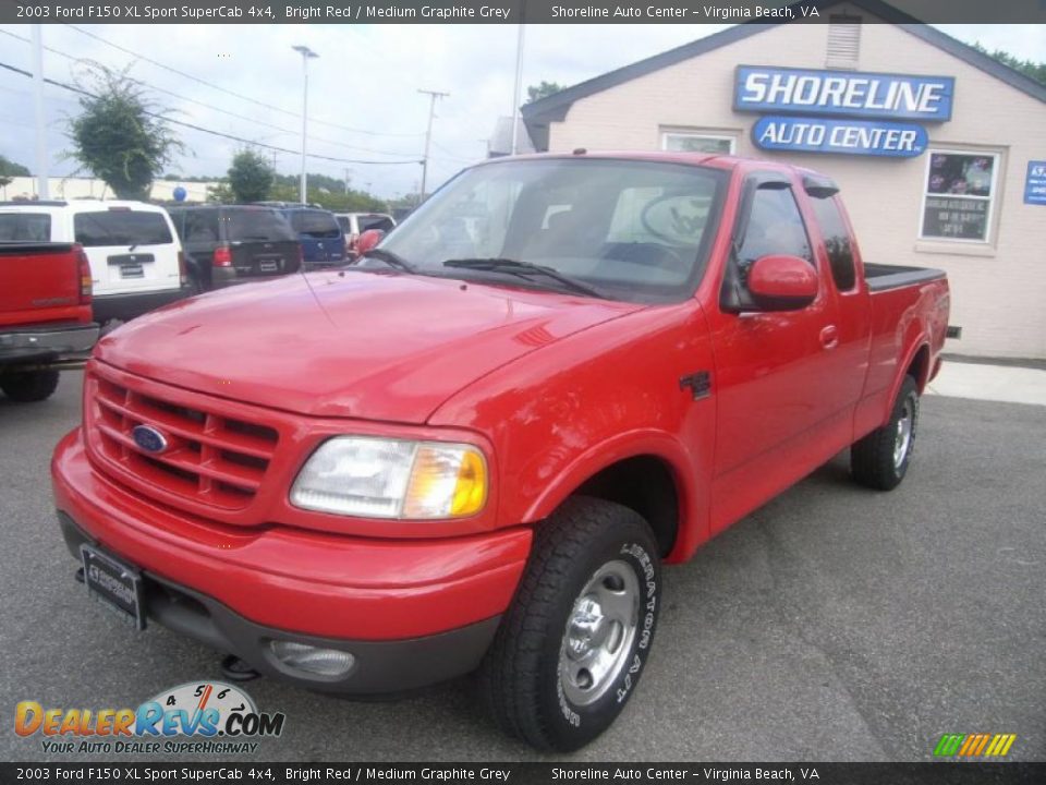 2003 Ford F150 XL Sport SuperCab 4x4 Bright Red / Medium Graphite Grey Photo #1