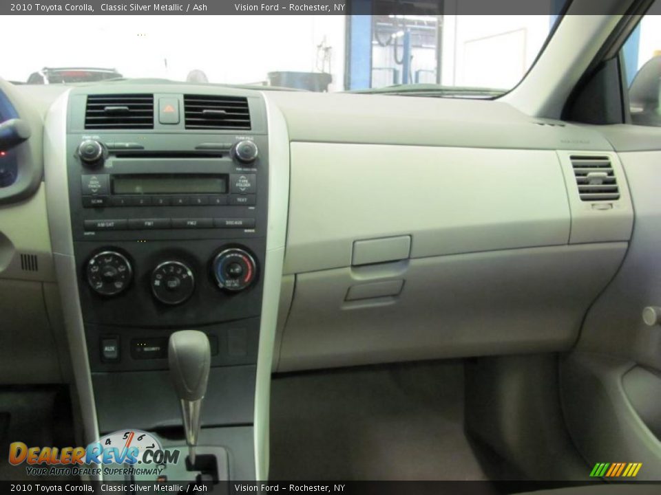 2010 Toyota Corolla Classic Silver Metallic / Ash Photo #19