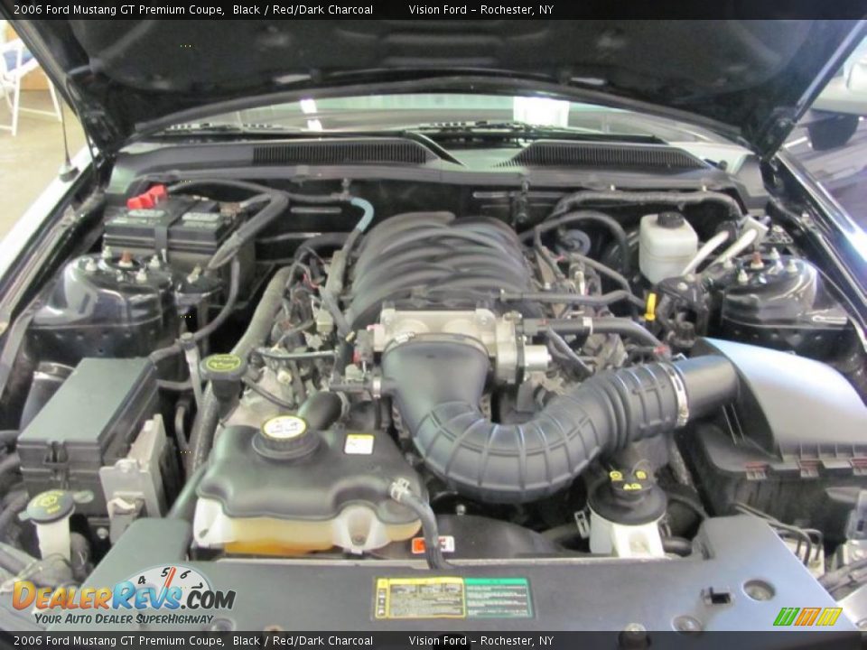 2006 Ford Mustang GT Premium Coupe Black / Red/Dark Charcoal Photo #12