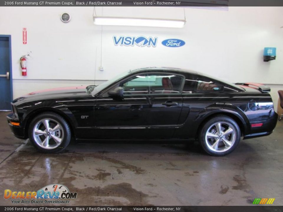 2006 Ford Mustang GT Premium Coupe Black / Red/Dark Charcoal Photo #14