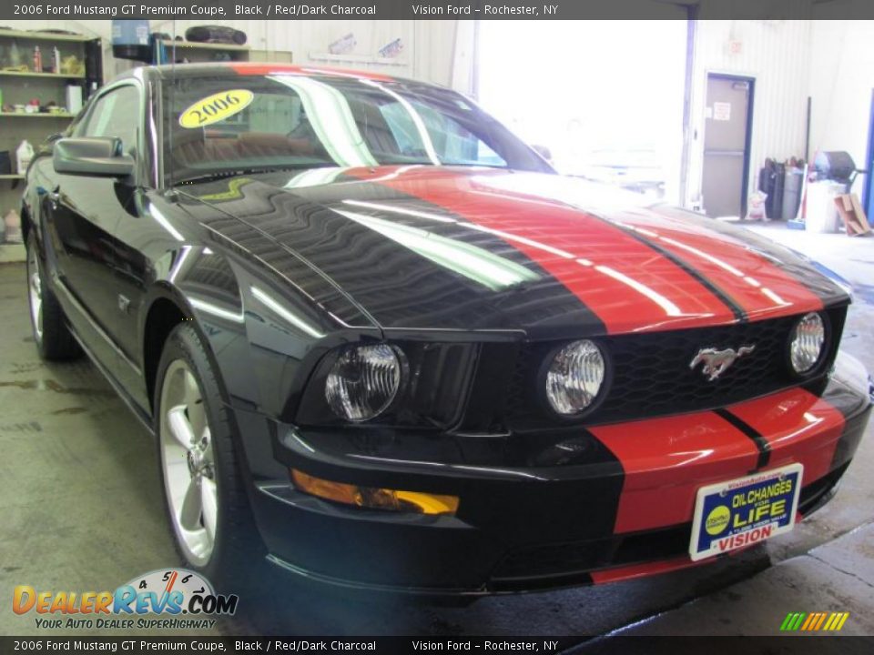 2006 Ford Mustang GT Premium Coupe Black / Red/Dark Charcoal Photo #17