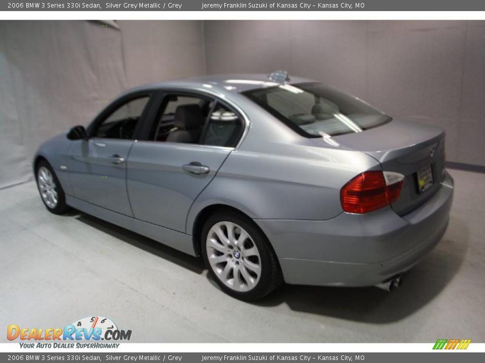 2006 BMW 3 Series 330i Sedan Silver Grey Metallic / Grey Photo #4
