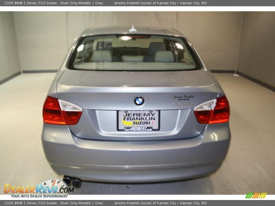 2006 BMW 3 Series 330i Sedan Silver Grey Metallic / Grey Photo #5