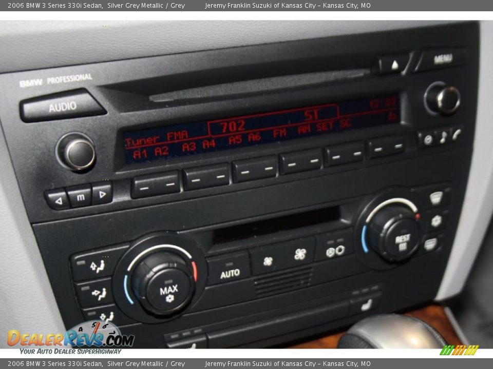 2006 BMW 3 Series 330i Sedan Silver Grey Metallic / Grey Photo #15