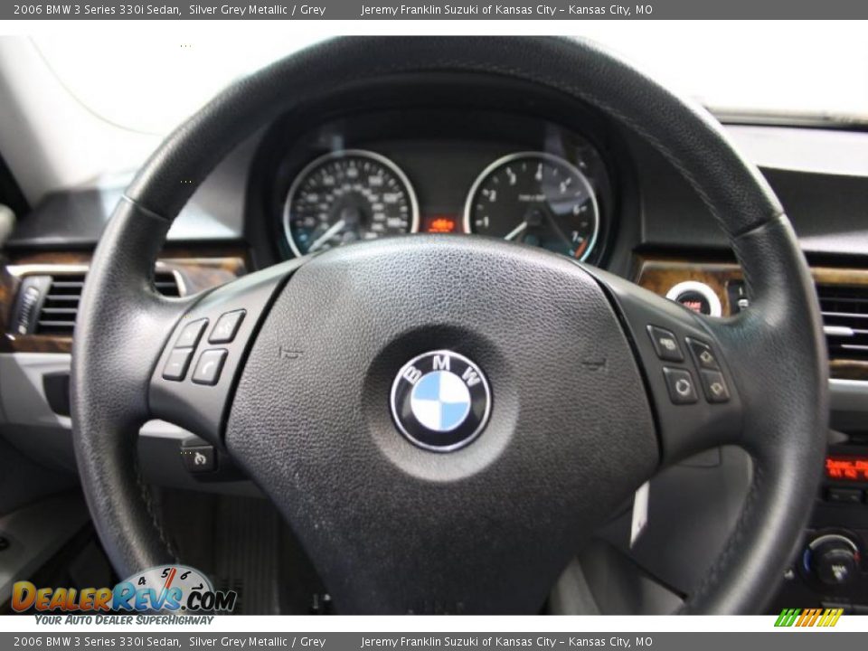 2006 BMW 3 Series 330i Sedan Silver Grey Metallic / Grey Photo #21
