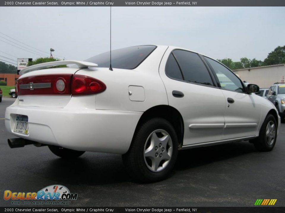 2003 Chevrolet Cavalier Sedan Olympic White / Graphite Gray Photo #2