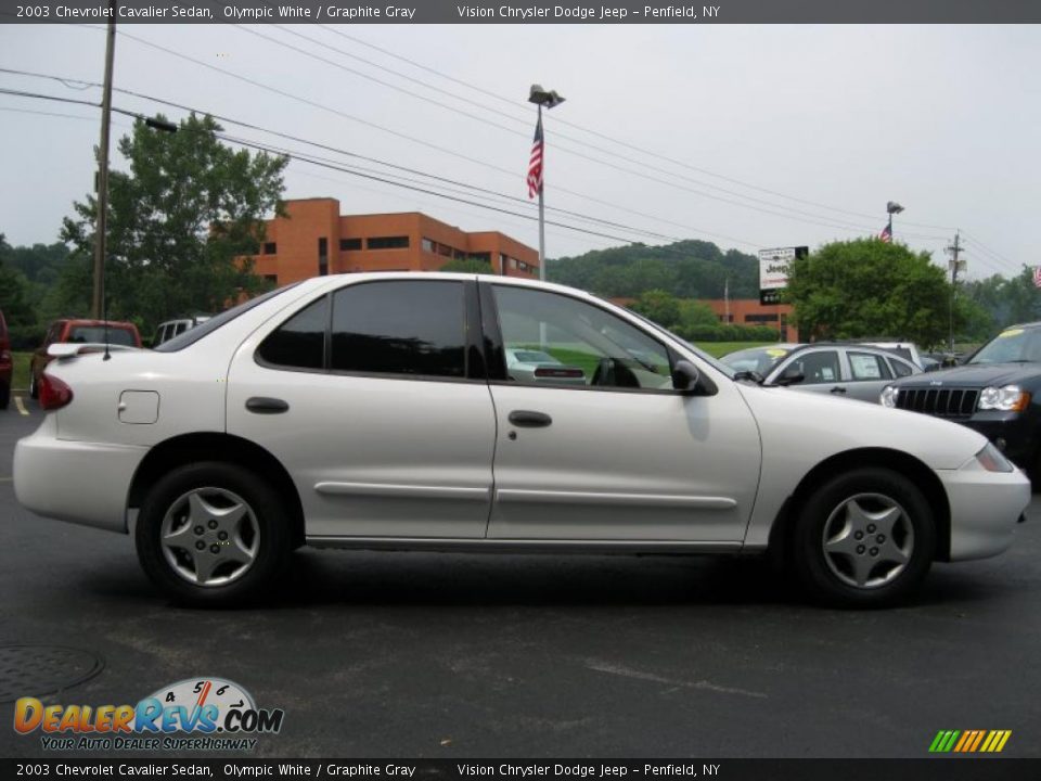 2003 Chevrolet Cavalier Sedan Olympic White / Graphite Gray Photo #6