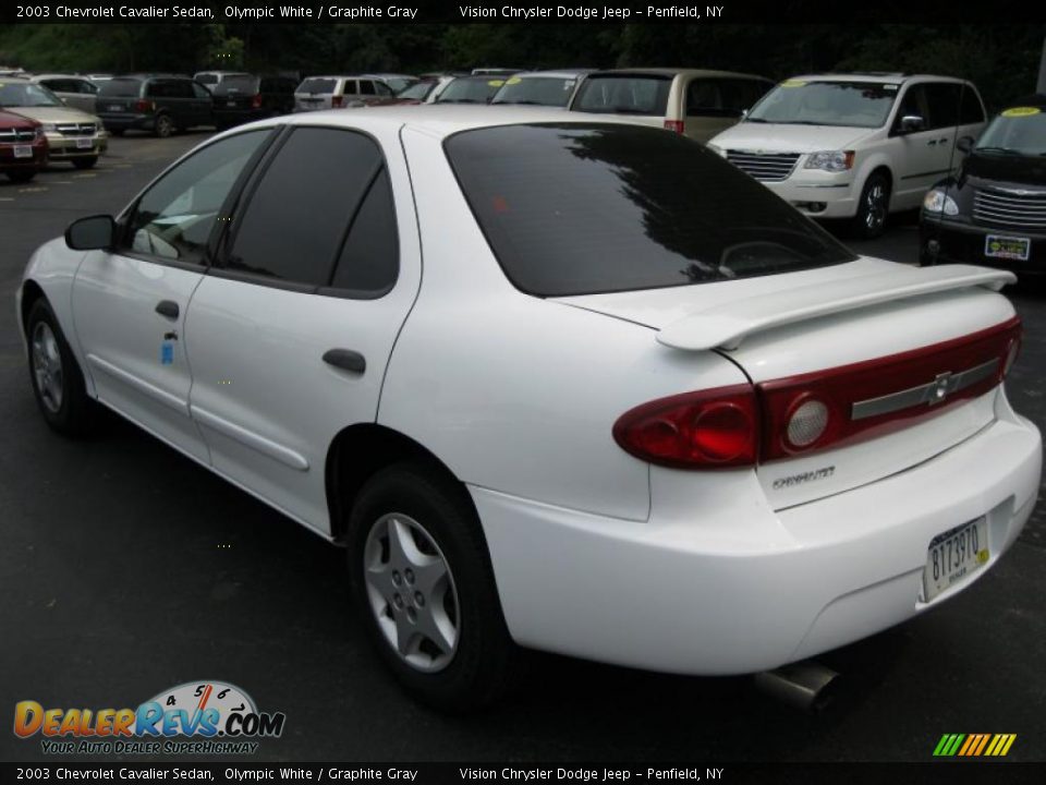 2003 Chevrolet Cavalier Sedan Olympic White / Graphite Gray Photo #16