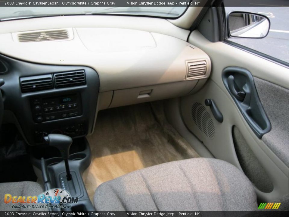 2003 Chevrolet Cavalier Sedan Olympic White / Graphite Gray Photo #21