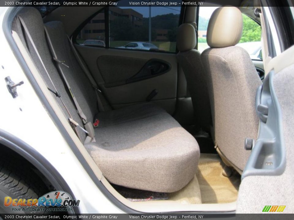 2003 Chevrolet Cavalier Sedan Olympic White / Graphite Gray Photo #22