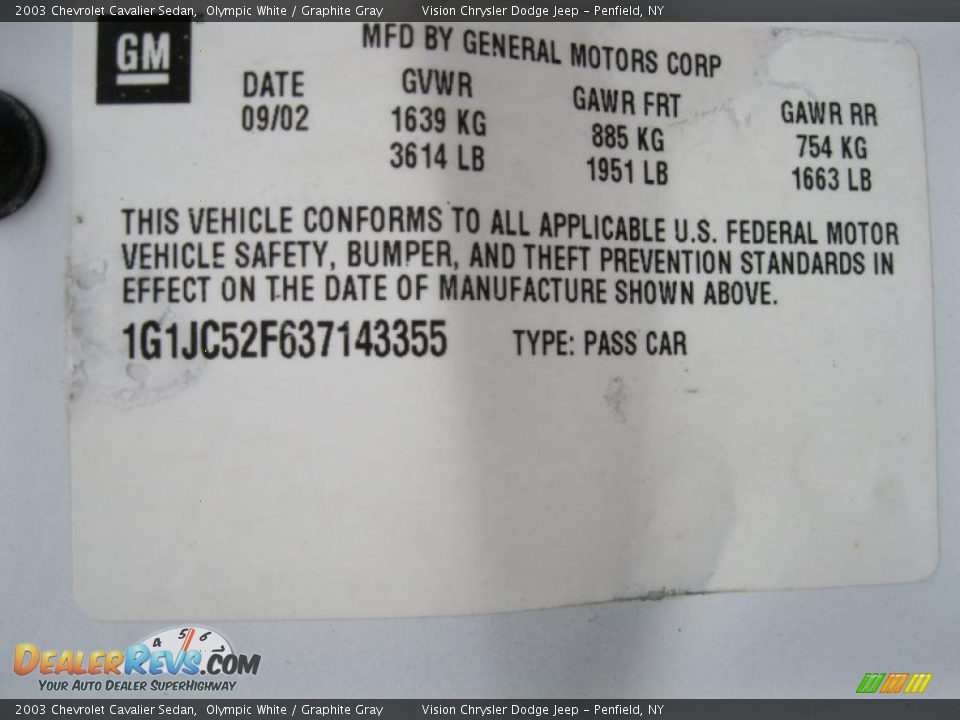 2003 Chevrolet Cavalier Sedan Olympic White / Graphite Gray Photo #24