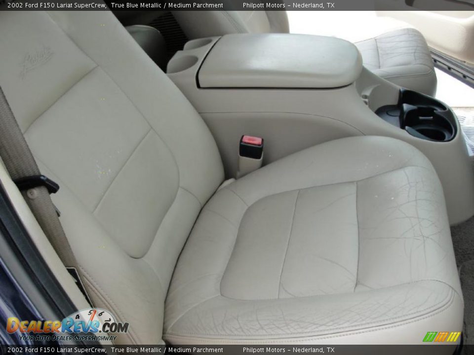 2002 Ford F150 Lariat SuperCrew True Blue Metallic / Medium Parchment Photo #26