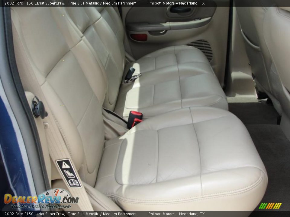 2002 Ford F150 Lariat SuperCrew True Blue Metallic / Medium Parchment Photo #28