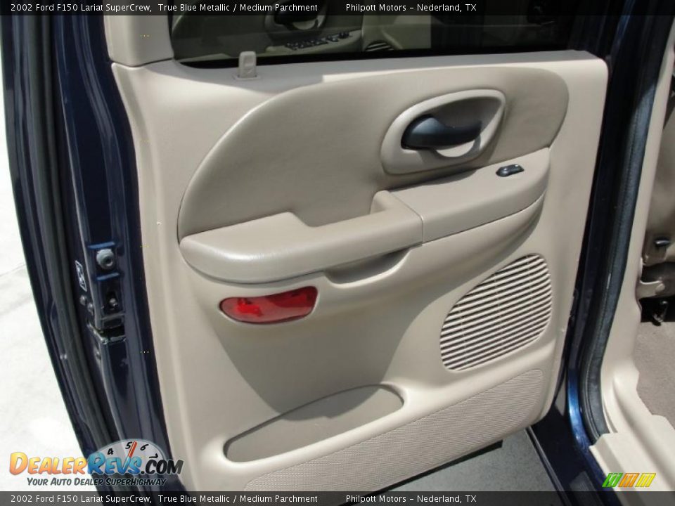 2002 Ford F150 Lariat SuperCrew True Blue Metallic / Medium Parchment Photo #29