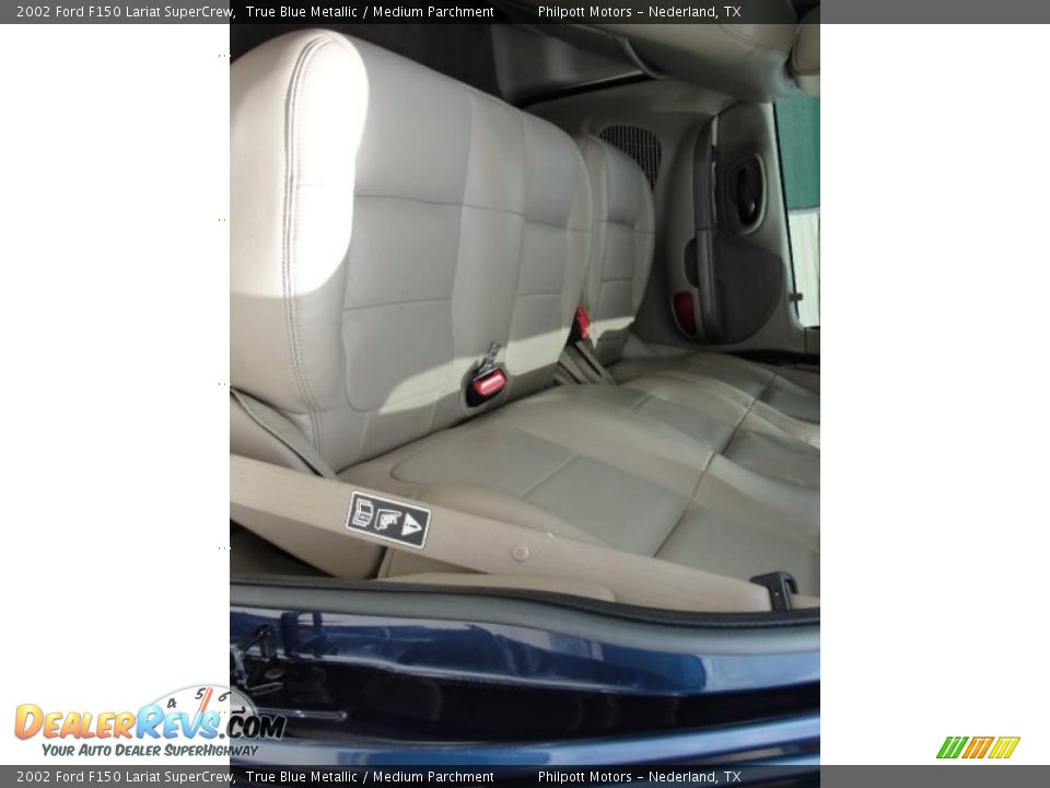 2002 Ford F150 Lariat SuperCrew True Blue Metallic / Medium Parchment Photo #30