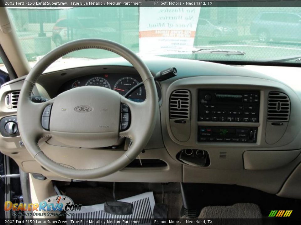 2002 Ford F150 Lariat SuperCrew True Blue Metallic / Medium Parchment Photo #35
