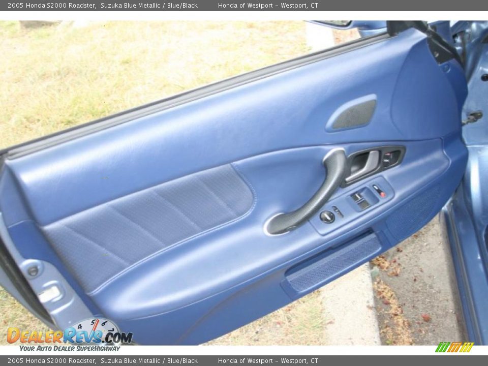 2005 Honda S2000 Roadster Suzuka Blue Metallic / Blue/Black Photo #12