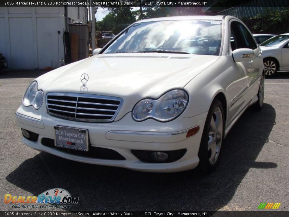 2005 Mercedes-Benz C 230 Kompressor Sedan Alabaster White / Black Photo #3
