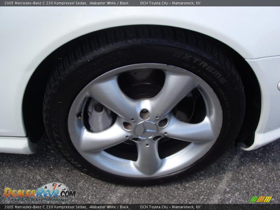 2005 Mercedes-Benz C 230 Kompressor Sedan Alabaster White / Black Photo #11