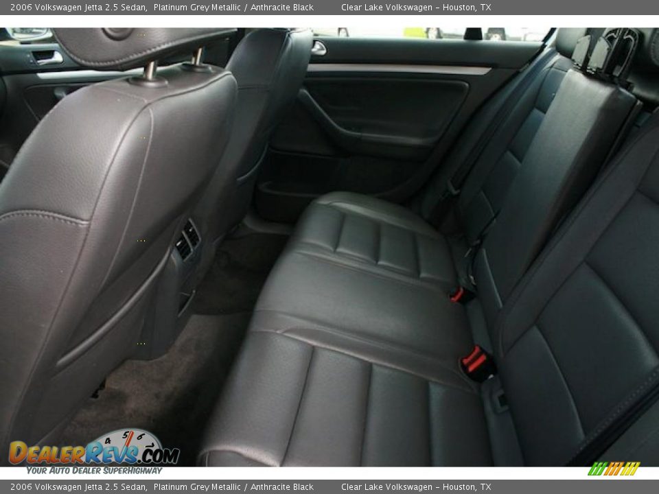 2006 Volkswagen Jetta 2.5 Sedan Platinum Grey Metallic / Anthracite Black Photo #8