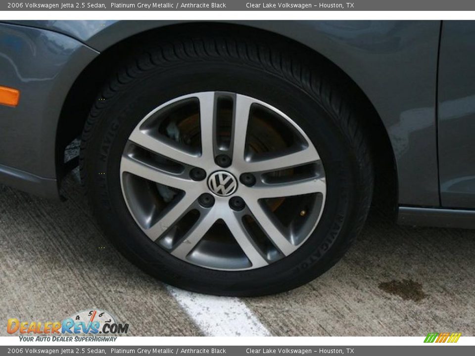 2006 Volkswagen Jetta 2.5 Sedan Platinum Grey Metallic / Anthracite Black Photo #9