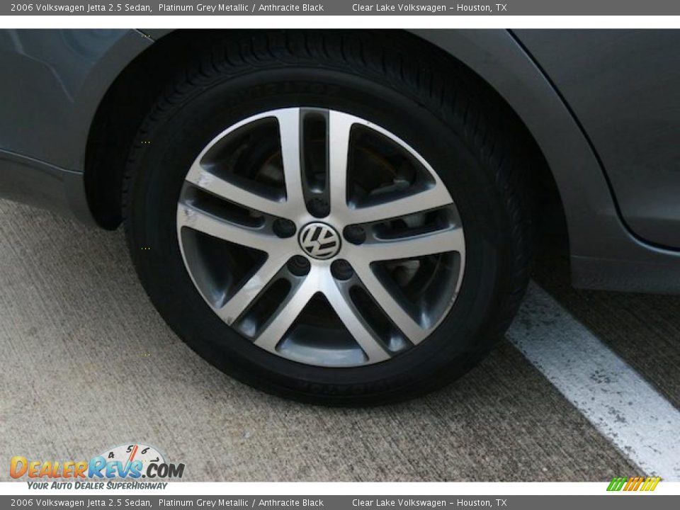 2006 Volkswagen Jetta 2.5 Sedan Platinum Grey Metallic / Anthracite Black Photo #17