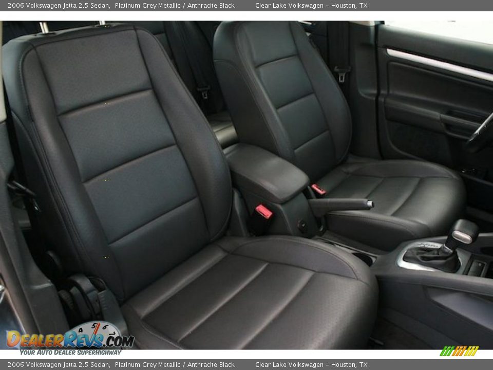 2006 Volkswagen Jetta 2.5 Sedan Platinum Grey Metallic / Anthracite Black Photo #33