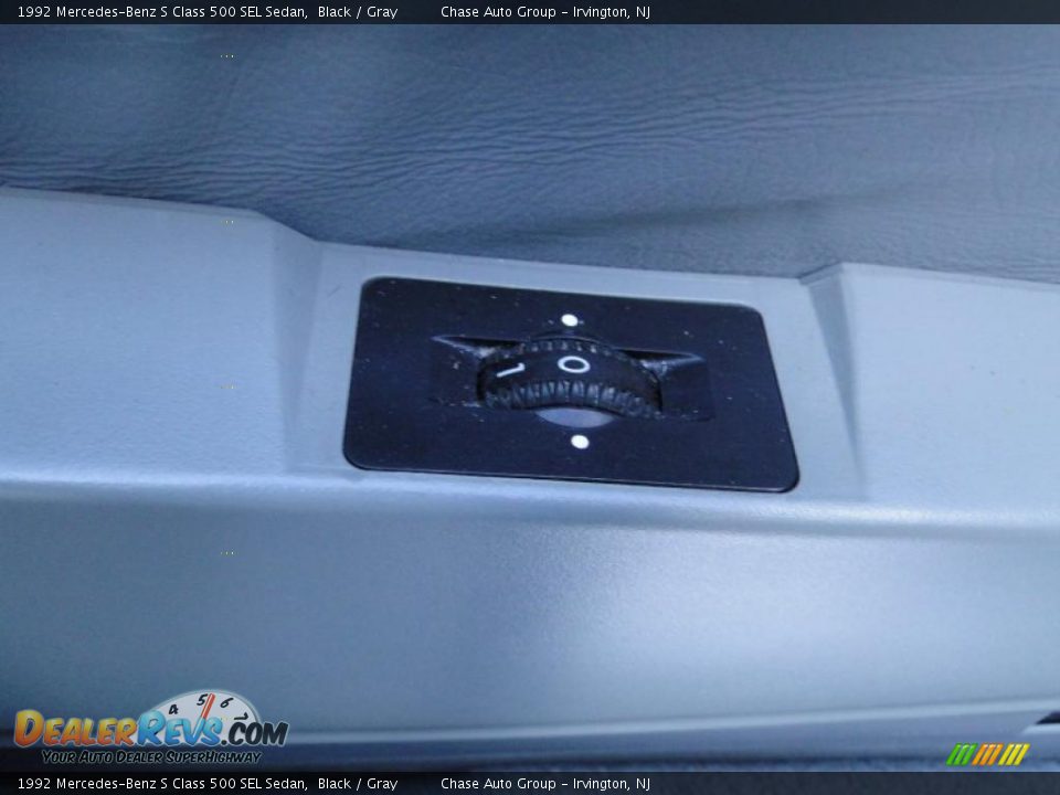 1992 Mercedes-Benz S Class 500 SEL Sedan Black / Gray Photo #22