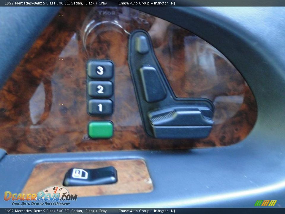 1992 Mercedes-Benz S Class 500 SEL Sedan Black / Gray Photo #27