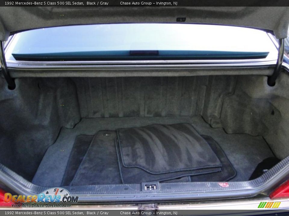 1992 Mercedes-Benz S Class 500 SEL Sedan Black / Gray Photo #36