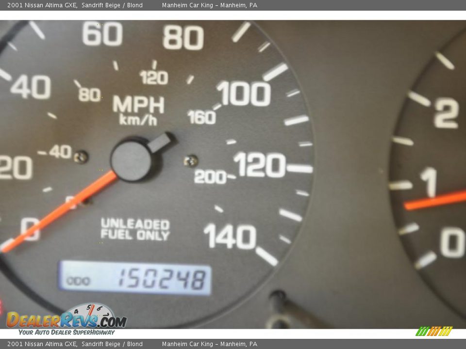 2001 Nissan Altima GXE Sandrift Beige / Blond Photo #9
