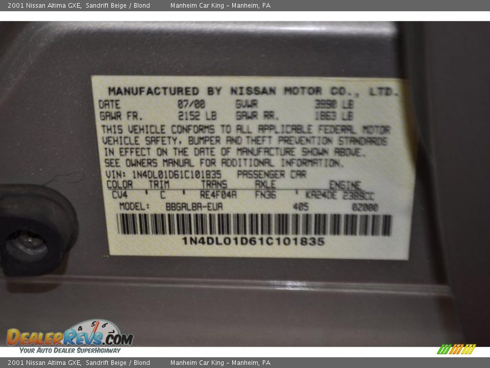 2001 Nissan Altima GXE Sandrift Beige / Blond Photo #10