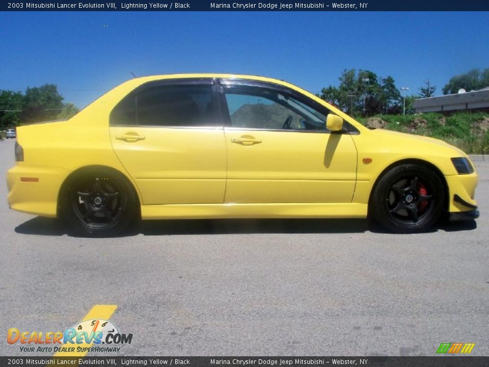 2003 Mitsubishi Lancer Evolution VIII Lightning Yellow / Black Photo #4