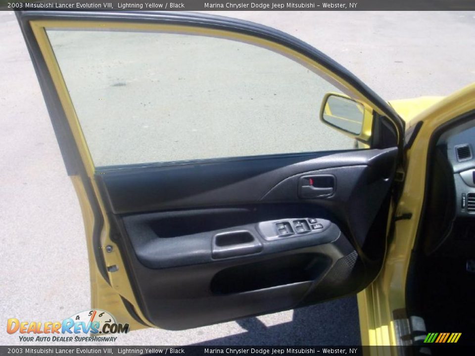 2003 Mitsubishi Lancer Evolution VIII Lightning Yellow / Black Photo #8