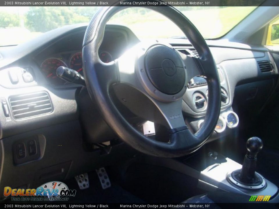 2003 Mitsubishi Lancer Evolution VIII Lightning Yellow / Black Photo #9