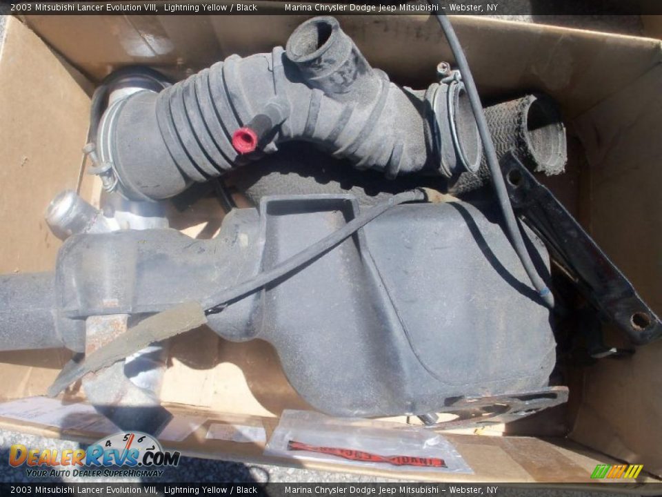 2003 Mitsubishi Lancer Evolution VIII Lightning Yellow / Black Photo #35
