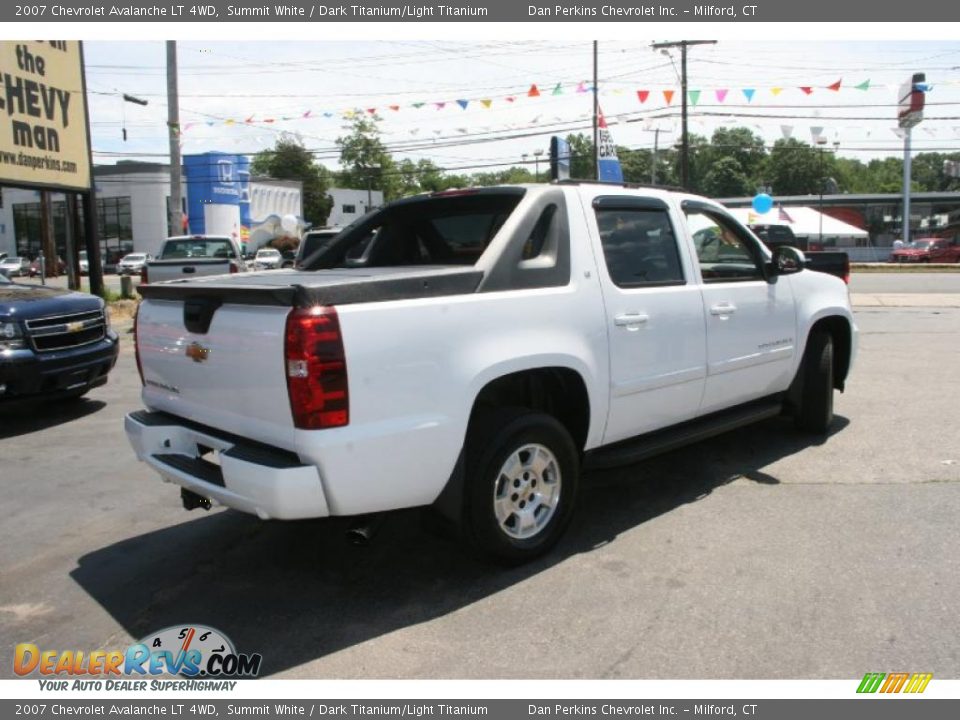 2007 Chevrolet Avalanche LT 4WD Summit White / Dark Titanium/Light Titanium Photo #5