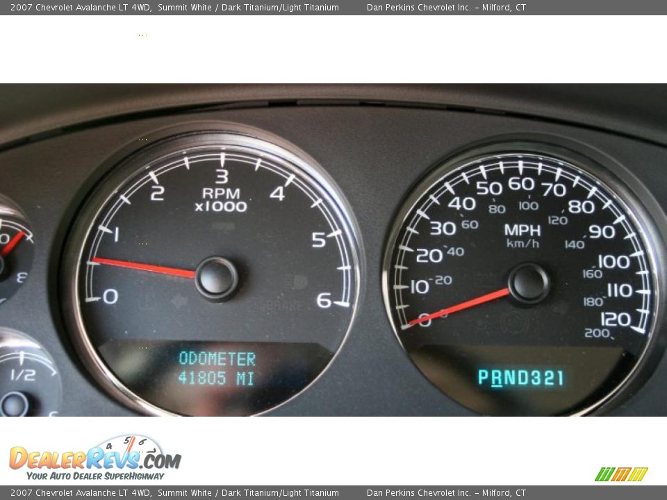 2007 Chevrolet Avalanche LT 4WD Summit White / Dark Titanium/Light Titanium Photo #23