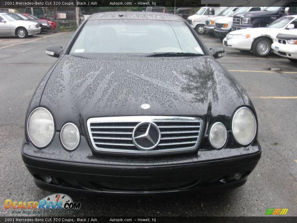 2001 Mercedes-Benz CLK 320 Coupe Black / Ash Photo #1