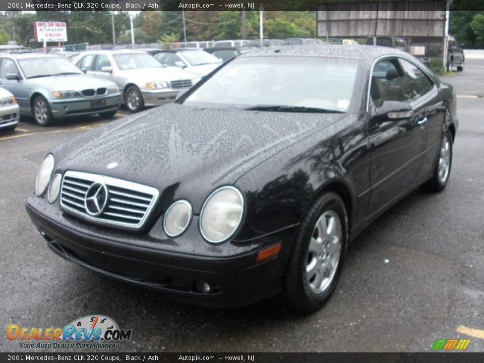 2001 Mercedes-Benz CLK 320 Coupe Black / Ash Photo #3