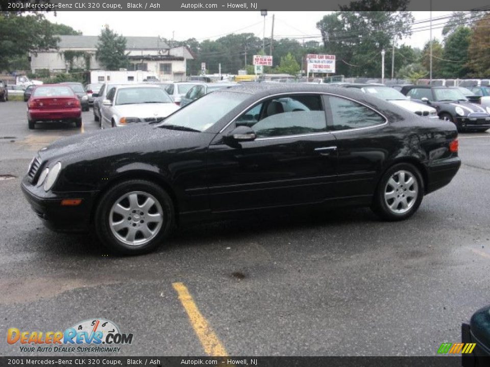 2001 Mercedes-Benz CLK 320 Coupe Black / Ash Photo #4