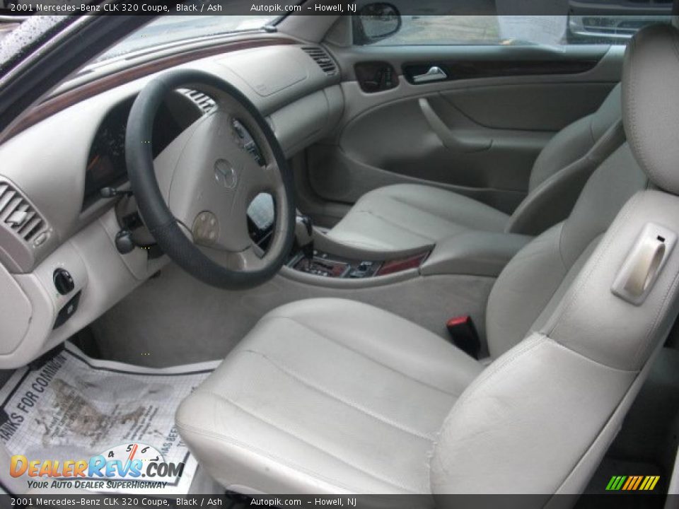 2001 Mercedes-Benz CLK 320 Coupe Black / Ash Photo #9