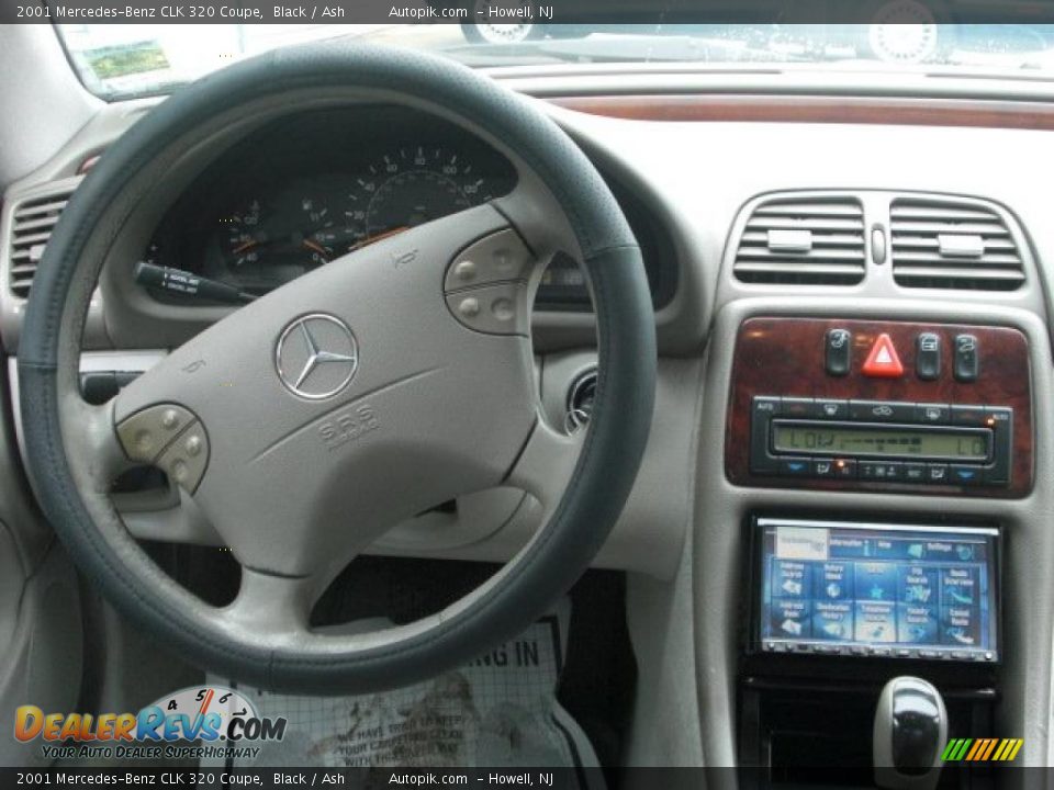 2001 Mercedes-Benz CLK 320 Coupe Black / Ash Photo #13