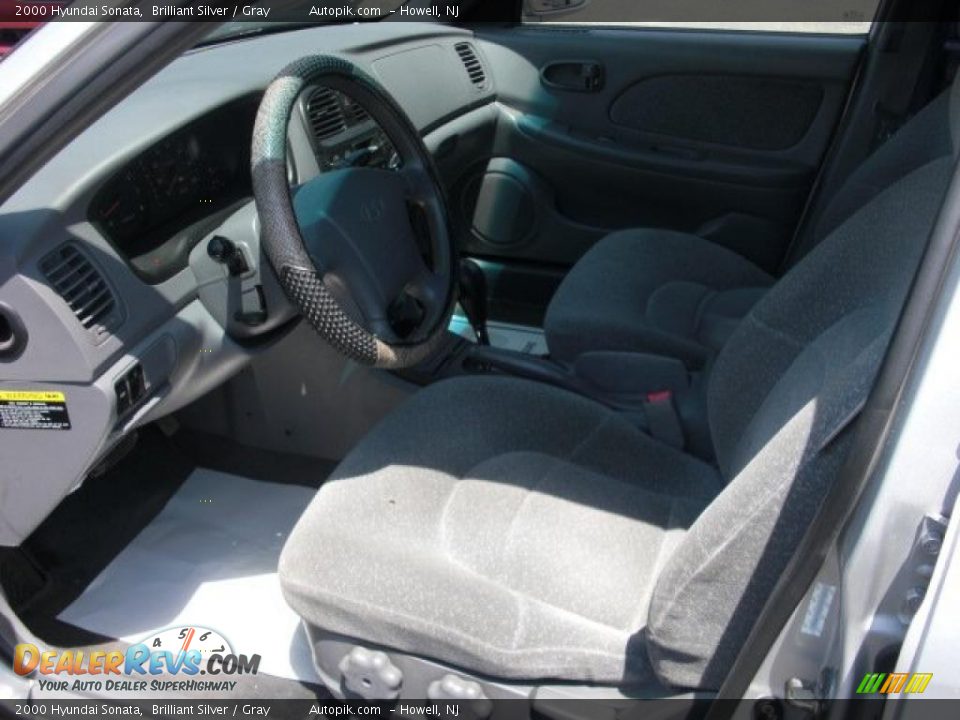2000 Hyundai Sonata Brilliant Silver / Gray Photo #9