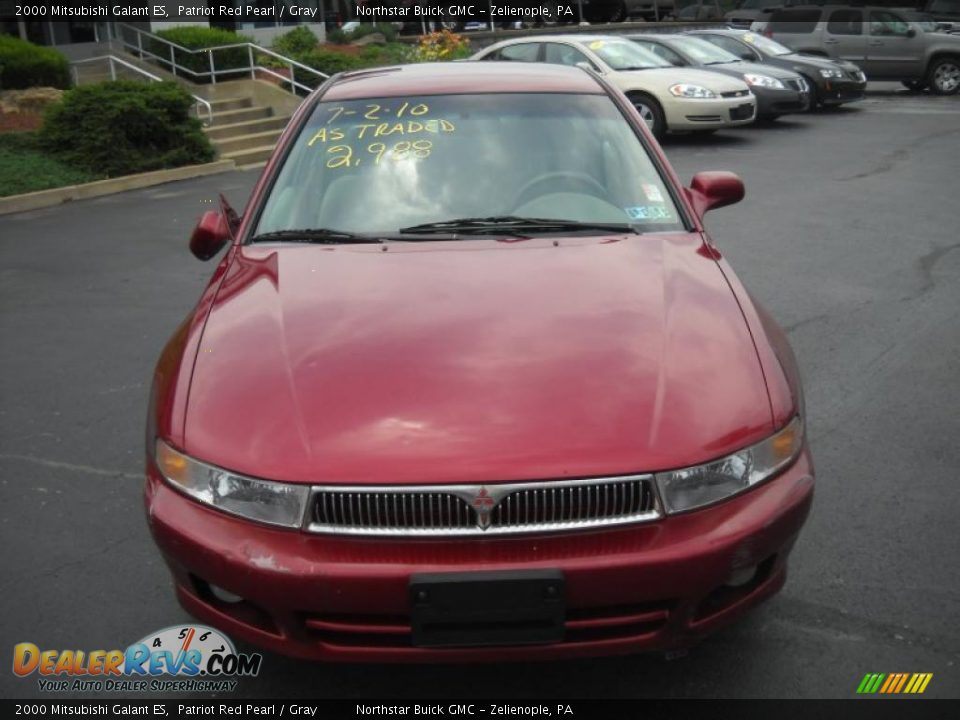 2000 Mitsubishi Galant ES Patriot Red Pearl / Gray Photo #2