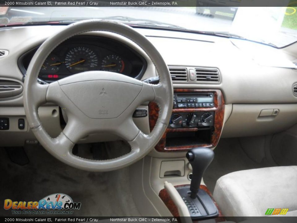 2000 Mitsubishi Galant ES Patriot Red Pearl / Gray Photo #14