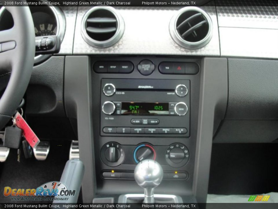 2008 Ford Mustang Bullitt Coupe Highland Green Metallic / Dark Charcoal Photo #32