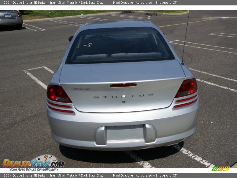 2004 Dodge Stratus SE Sedan Bright Silver Metallic / Dark Slate Gray Photo #5